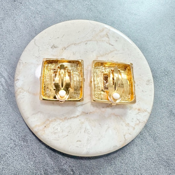 Vintage Two Tone Gold And Silver Square Clip-on Statement Earrings - Picture 5 of 5